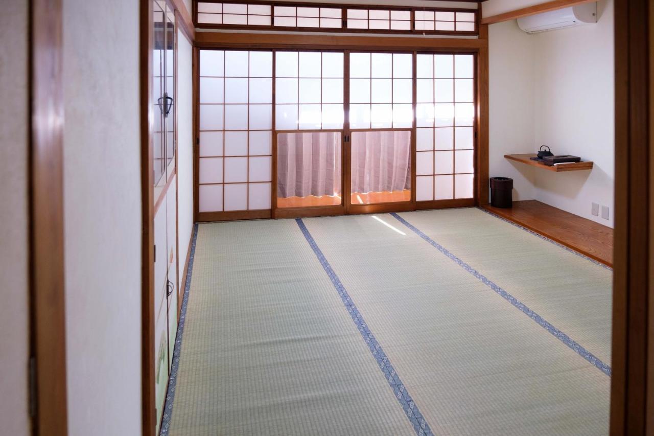 伊豆の宿　静海 Ito  Exteriör bild